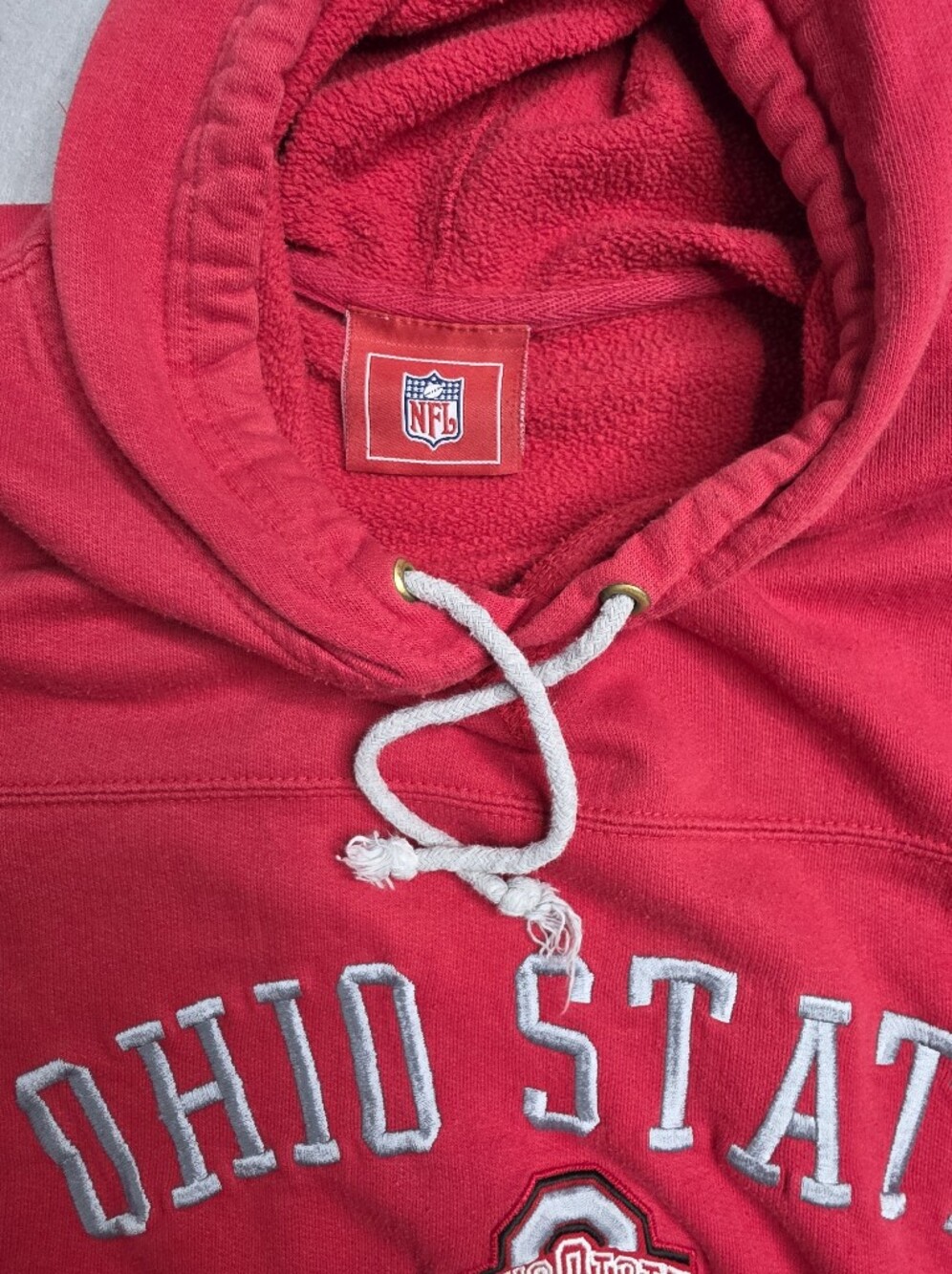 Ohio State University Buckeyes Red Pullover Hoodie Embroidered Logo Size XXL - Picture 3 of 7